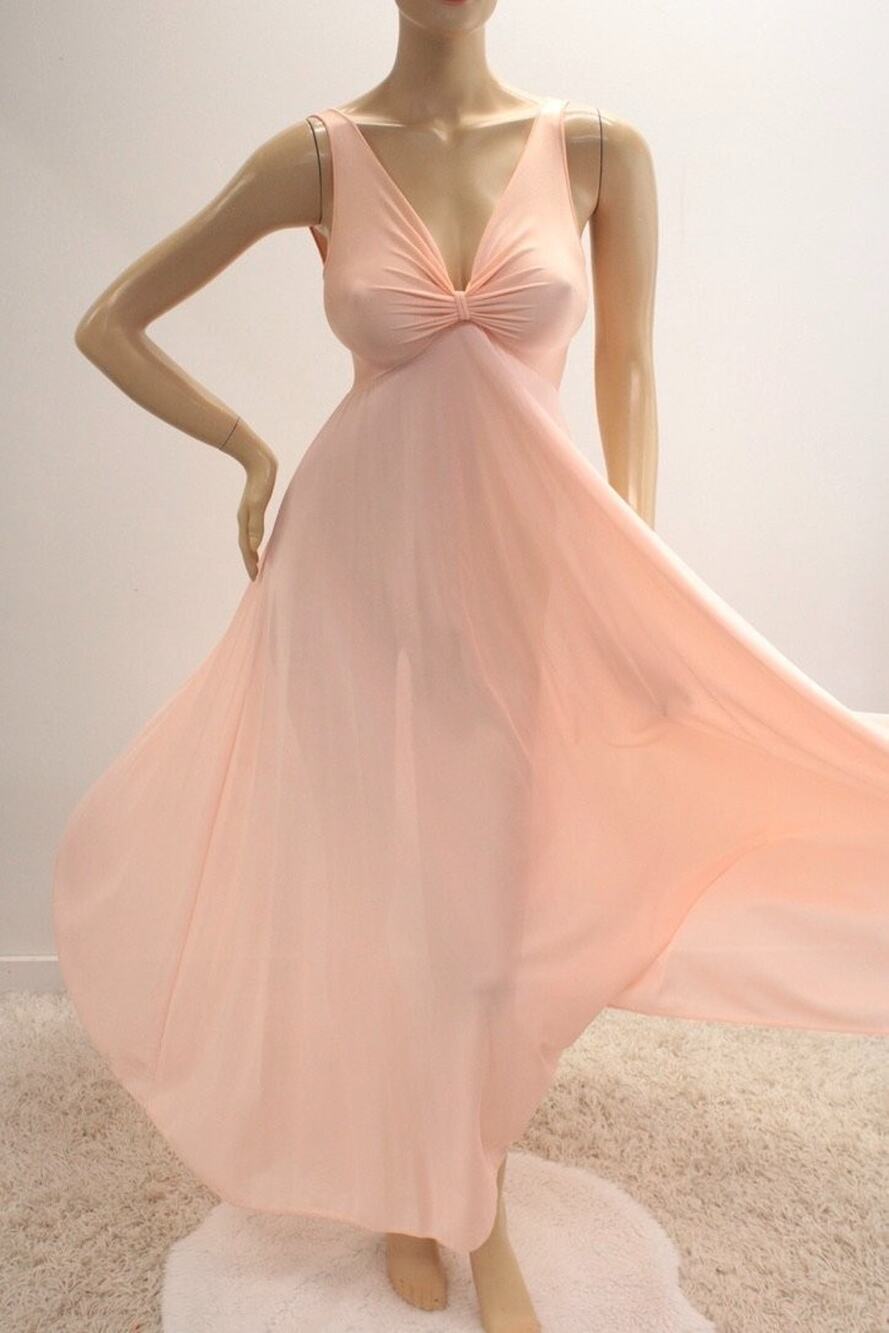 Vintage Olga Bodysilk Long Nightgown Medium Stretch Bodice 200" Grand Sweep #928
